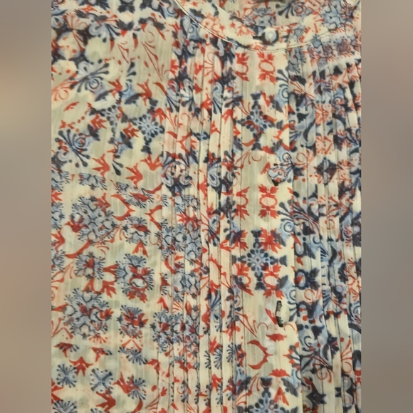 Liz Claiborne Floral Sleeveless Top - Picture 3 of 7